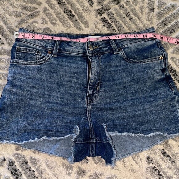 H&M Medium Blue Cut Off Denim Jean Shorts Size 10 Women Mid Rise - Picture 9 of 11